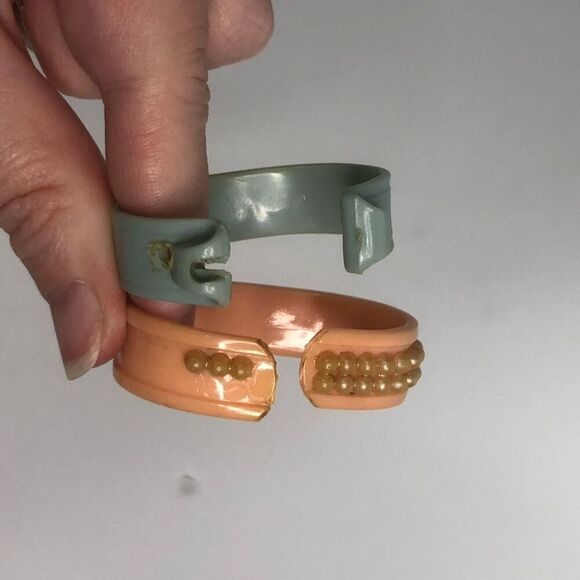 vintage mcm baby child cuff bracelet pink pearl blue animals 50s - Picture 4 of 8
